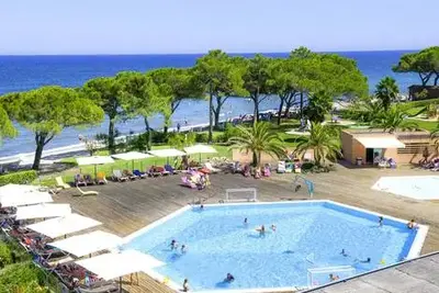 Village Vacances Le Village des Isles