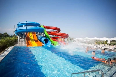 Mondi Club Water Side