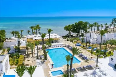 Hari Club Beach Resort by Ovoyages
