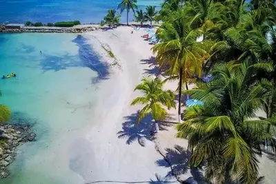 Autotour 2 îles - Guadeloupe et Martinique au Karibea Amyris à Sainte Luce