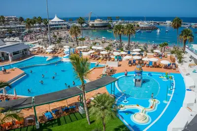 Hôtel Hovima La Pinta Beachfront Family Hotel