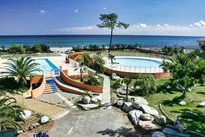 Résidence hôtelière Cala Bianca Adonis Borgo (vols inclus)