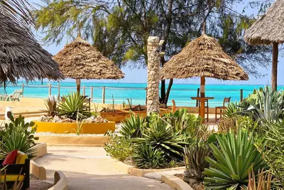 Club Jumbo Reef & Beach Resort (vol de nuit)