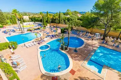 Club Jumbo Castell dels Hams