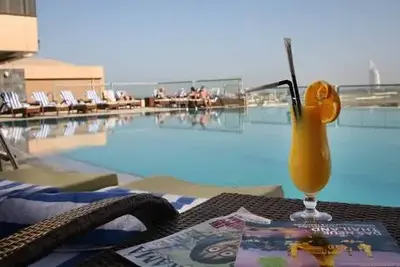 Hôtel Two Seasons Hotel & Apartments