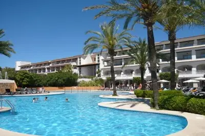 Naya - Beach Club Font de Sa Cala