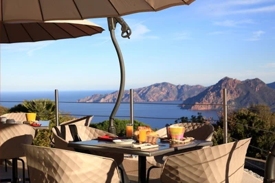 Hôtel Scandola - Vols Réguliers