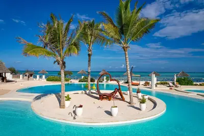 Hôtel The One Resort (vol de nuit)