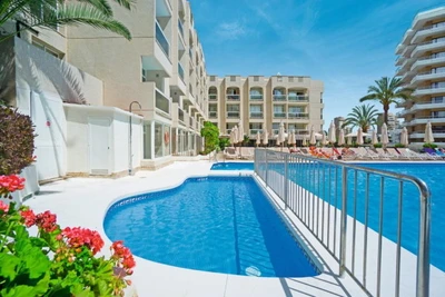 Hôtel MS Aguamarina Suites