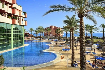Hôtel Holiday World Riwo