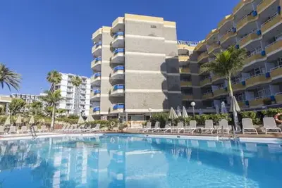 Hôtel LIVVO Veril Playa Hotel & Suites By Ôvoyages