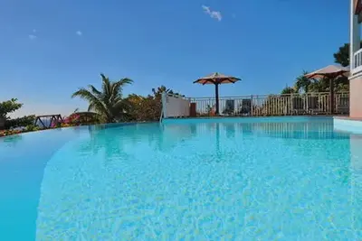 Hôtel Village Pomme Cannelle