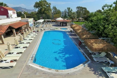 Hôtel Tiana Beach Resort