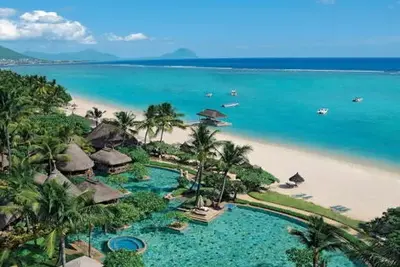 Hôtel La Pirogue