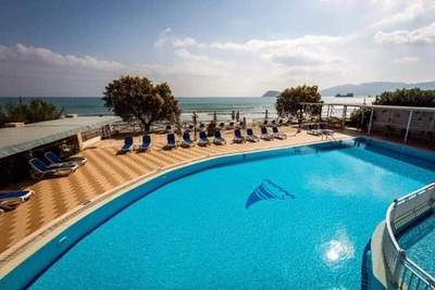 Hôtel Mediterranean Beach Resort