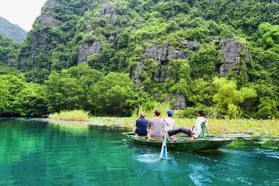 Circuit De la beauté d'Halong aux Splendeurs d'Angkor privatif