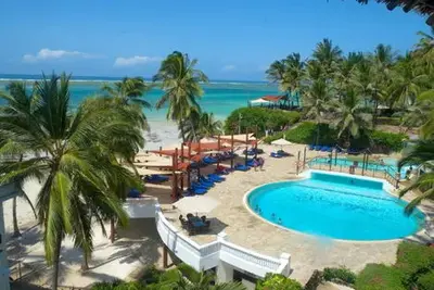 Hôtel Voyager Beach Resort 4* + Safari 2 nuits