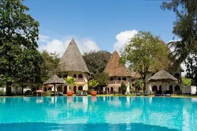 Hôtel Neptune Paradise Beach Resort 4* + Safari 1 Nuit