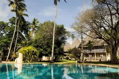 Hôtel Neptune Palm Beach Boutique Resort & Spa 4* + Safari 2 Nuits