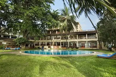 Hôtel Neptune Beach Resort 4* + Safari 2 Nuits