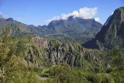 Autotour La Réunion de Sites en Sites - hébergement Standard