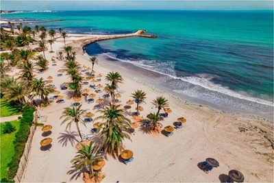 Club Palm Azur