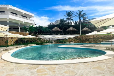 Hôtel AHG Lion Beach Resort & Spa