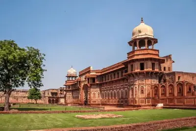 Circuit Sur la route du Taj Mahal au Népal