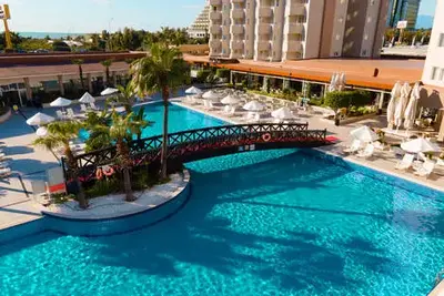 Hôtel Grand Park Lara