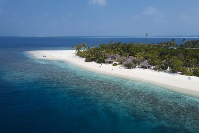 Hôtel Dreamland – The Unique Sea & Lake Resort Spa