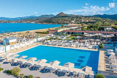 Hôtel Iconique Club Marmara Grand Bleu