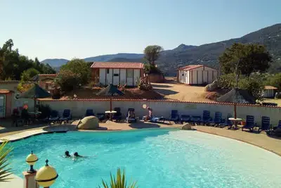Camping Tikiti