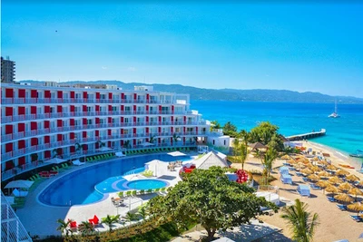 Hôtel Grand Decameron Cornwall Beach