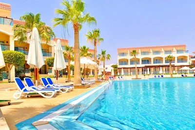 Hôtel Ivy Cyrene Island