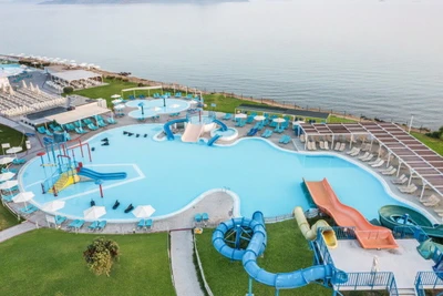 Hôtel White Olive Marine Aquapark