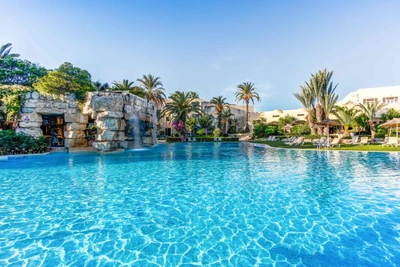 Hôtel Magic Life Africana