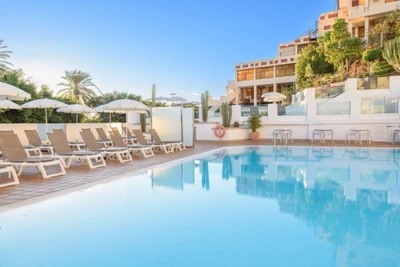 Hôtel FERGUS Cactus Garden