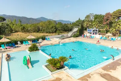 Camping Les Pins