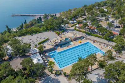 Camping Mare Pineta