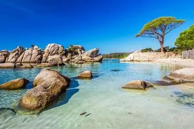 Cala Rossa Bay Resort 4* avec vols ou ferries