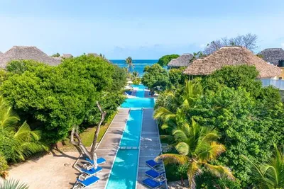 Medina Palms Hotel 5* et extension possible en safari