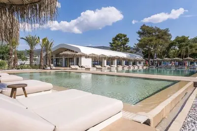 Club Framissima Evasion Isla Brown Corinthia Resort Curio by Hilton 5*