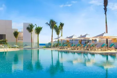 Hôtel Lava Beach 5*