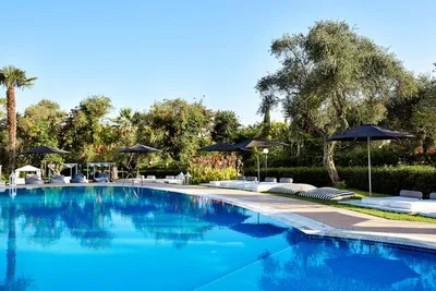 Mr & Mrs White Corfu 4*