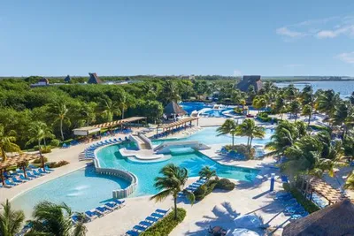 Club Coralia BlueBay Grand Esmeralda 5*