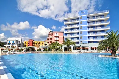 Ai Pozzi Village Family e Hotel Wellness 4*
