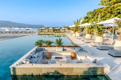 Lazure Hotel & Marina 5*