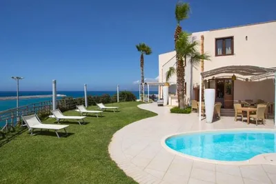 Marina Holiday Resort & Spa 4*
