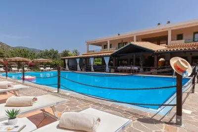 iH Hotels Villasimius Le Zagare Resort 4*