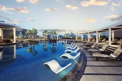 Hyatt Regency Dubaï Creek Heights 5*